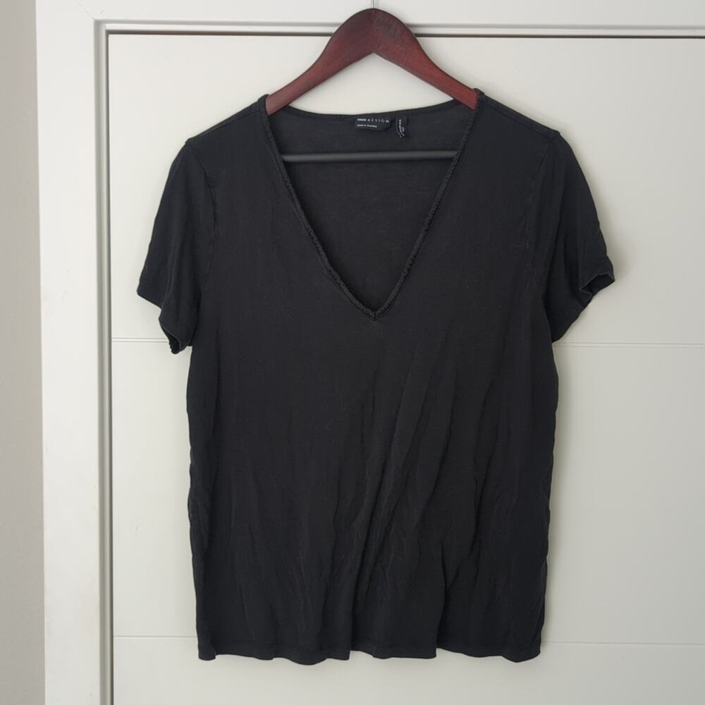 Asos Design Tall Black v neck t shirt